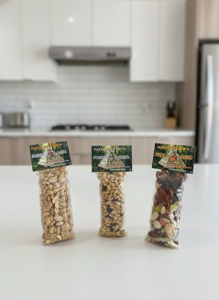 Variedad de Botanas Maya